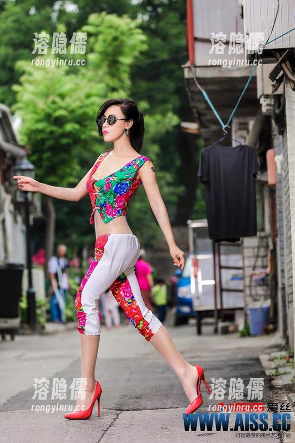 AISS爱丝(黄金版) - 索菲最新作品：渔色写真，把平淡的日子装点得像渔夫的新衣服。