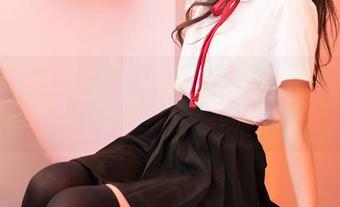 Feilin嗲囡囡 – 娜依灵儿合集：透明与遐想，这就开始吗？