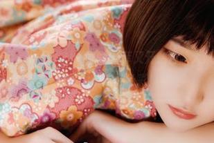 GIRLT果团网 – 作品“JK”，龚玥菲又开始召唤大家的少女心，快来围观这份色彩！