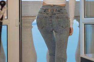 HuaYang花漾 – 奶油米×女友：这组写真全集就像是甜食，越看越心甘情愿。