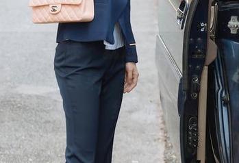 HuaYang花漾 – 就这样，艾栗栗栗栗栗栗吖的修女写真集，分享一点点凌乱的心绪