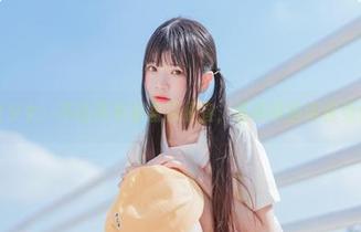 清纯黑丝少女：不比我家那盆花便宜，喵糖映画带你免费下载！