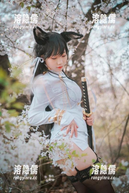 Mimmi(밈미)又在更新美图，剧情好像比我想象中复杂。