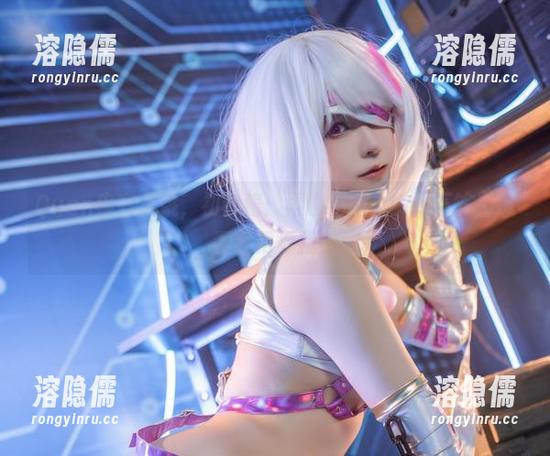 Quan冉有点饿，初音酱：再也不担心cos不够，资源我帮你找！