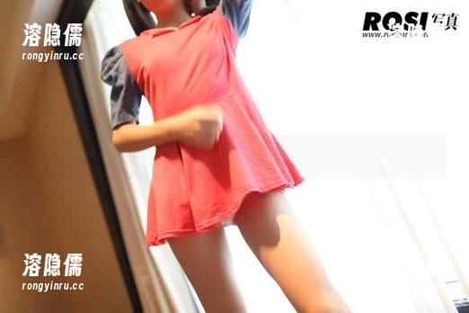 ROSI写真 盘点ROSI美图合集,别小看这双裸足,传递的火花满满。