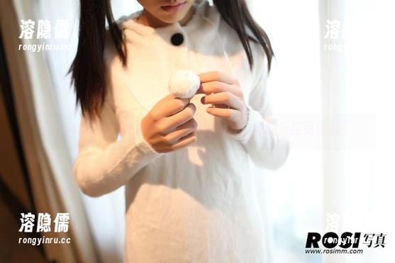 ROSI写真 ROSI精选:当白衬衫遇上各种场景,谁的反应更精彩?