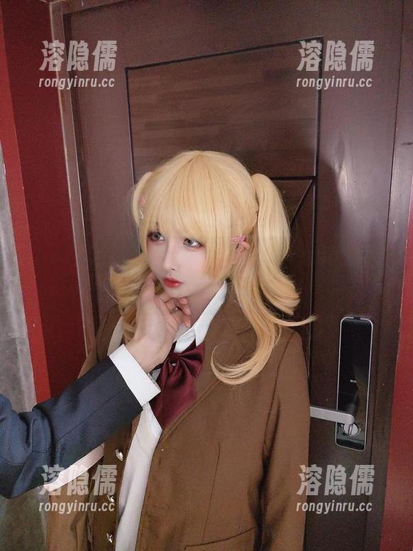 Rioko凉凉子 Rioko凉凉子大放送!天狼星泳装写真,免费内容让你波澜起伏