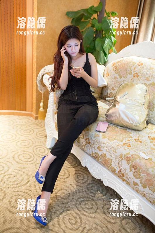 TuiGirl - 旗袍的华丽与李丽莎的最新图册，竟让我想到了几种不同的可能性。
