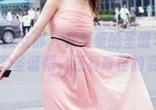 TuiGirl推女郎 – 艾栗栗的圣诞私拍——不仅有圣诞帽，还有奇怪的姿势！