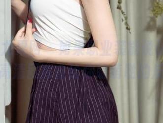 UGirls尤果网 – 如果职业装能说话，周心情的高清图库会给你萌萌哒的反转！