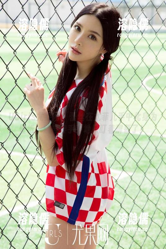 UGirls尤果网-尤菲儿 UGirls尤果网 - 蕾丝在尤菲儿手中化身为壁纸,别再傻乎乎地只盯着屏幕了!