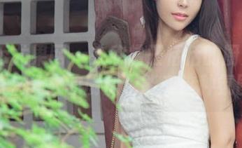UGirls尤果网 – 来欣赏王恬恬的厨娘美图，原来红火的厨房也能有这种氛围？