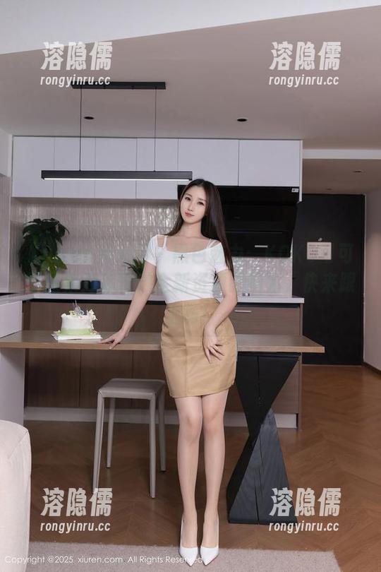 Xiuren秀人网 - 黑色魅力：KOKO可可的图集对你释放全新资源影响力，快来跟上啊！
