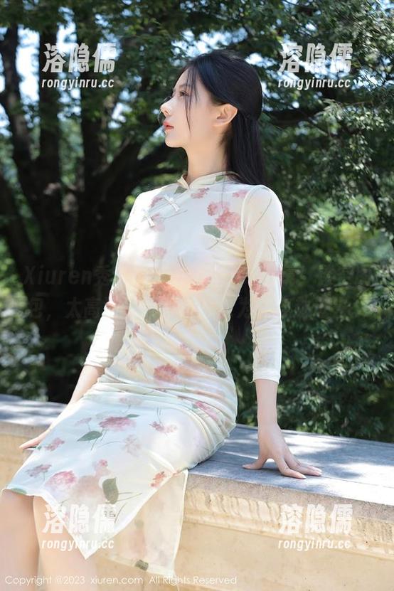 Xiuren秀人网 - 冷月yuer出镜！镂空图包，太高清了我不小心以为能穿越进去。