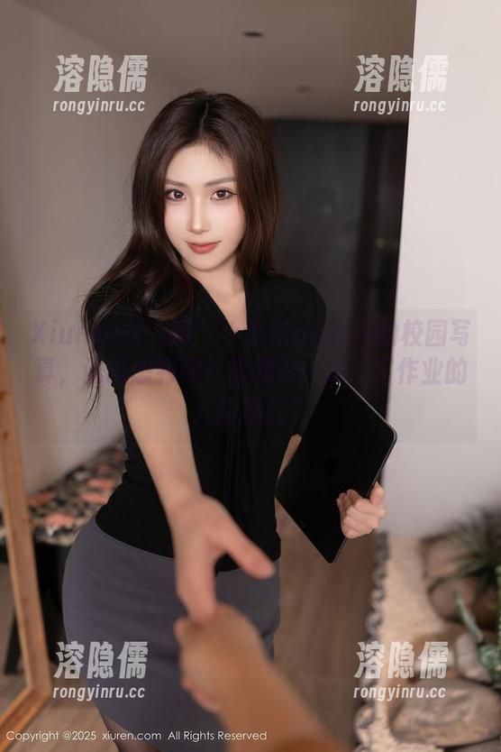 Xiuren秀人网 - 小薯条nienie的校园写真，谁能想到照片里藏着一堆没写作业的人生挣扎？
