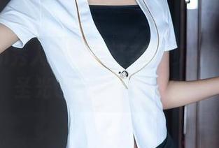 Xiuren秀人网 – 痴迷李丽莎的泳装，无圣光也能变出美图魔法