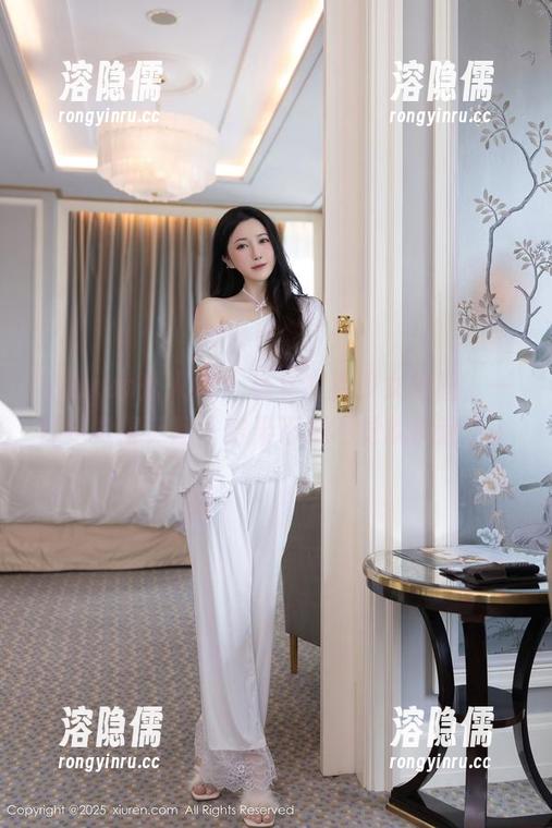 Xiuren秀人网 - 林文文的少女原图，一开始觉得无趣，结果不知不觉就沉迷了。