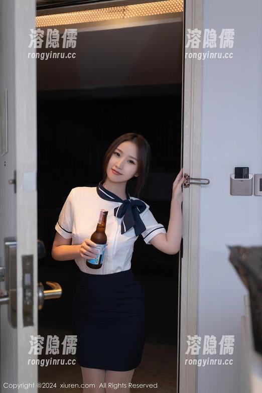 Xiuren秀人网 - 看糯美子Mini如何把护士的工作变得萌萌哒，写真图片才是治愈的绝招！