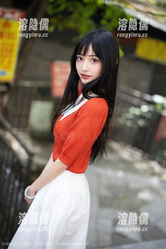 Xiuren秀人网 - 黄可Christine的高清图册：这少女的眼神能穿透屏幕，警惕，可能是个万人迷！