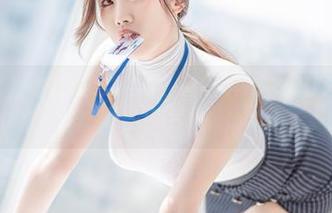 “Yebin(전예빈)职业装”合集：那些露得不多却让人想入非非的照片。