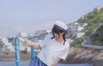 怎样穿才最撩？nagisa魔物喵的高清网袜写真攻略