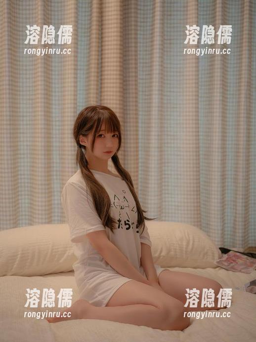 nagisa魔物喵：透明的美图资源大乎，谁能顶得住？