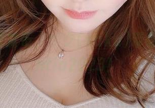 最新套图发布，サク(saku)带你玩转Fantia2023！