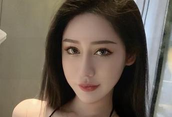 微密圈 – 不爱笑的赛琳又更新啦！图集里的渔网带钻连体袜，誓要让你的日常秀场变成派对现场！