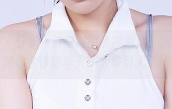 丽柜 – 分享一波安娜的美腿图片，我敢打赌你会停留半天，太吸引人了！