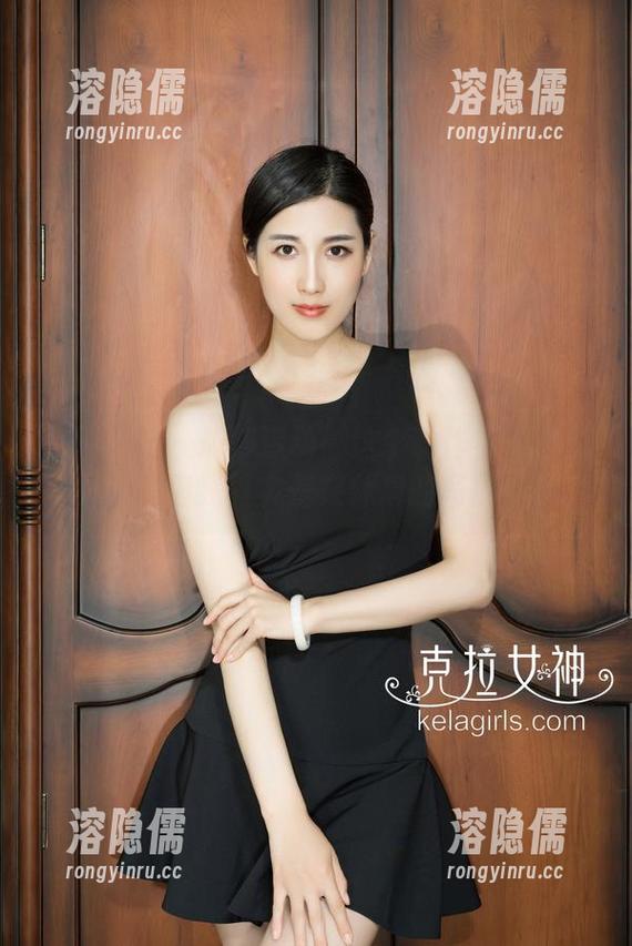 克拉女神 - 瑞莎运动：这个动作看起来很厉害，但我其实是在休息的写真合集