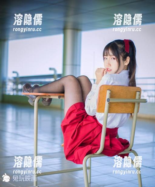 兔玩映画：黑丝也是妩媚的代名词？图库里的兔女郎来解答！