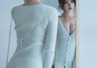 凉凉子的女孩图集：免费，却掩饰不了她的独特