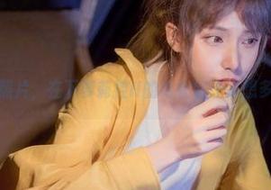 网盘里的照片，在下萝莉控ii的毛衣好让人想多看几眼！
