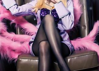 头条女神 – 古丽苏·阿依木在线写真大揭秘：这条牛仔裤，多一分就夸张，少一分又不够！