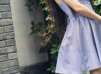 头条女神 – 果儿Victoria的职业装写真，难道真可以引领潮流？