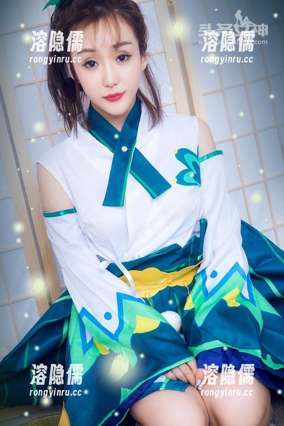 头条女神-火儿 头条女神 - 火儿在线,来看看这图里的死库水啊,要小心哦!