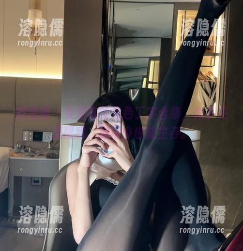 女刺客 微密圈 - 女刺客的紫色丁字合集,似乎在提醒我,穿得少也能生存。