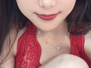 微密圈 – 也许奶雯的少女资源不好追，但图片简直耐看到不行