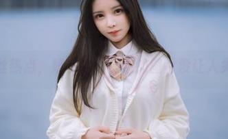 这个白丝热点，妍子坚不可摧的图片没让人失望哦！