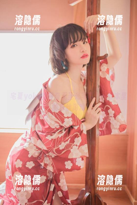 宅夏yoko 宅夏yoko的神奇无圣光写真:一号本里的白丝游戏