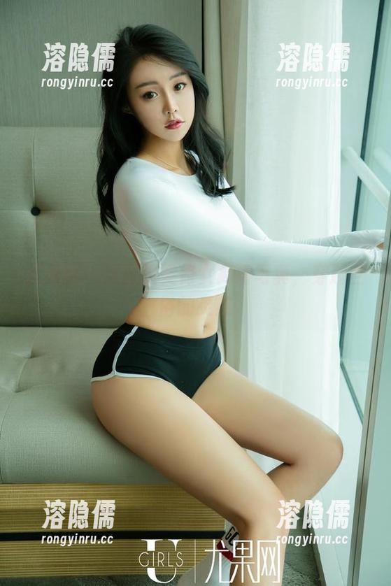 尤果网 - 这张雯雯修女高清写真，穿越世俗的灵感