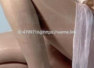 微密圈 – 瑜伽原图一览，徐绾绾yyyy表示：我只是在展示我的灵活性，大家别想太多。