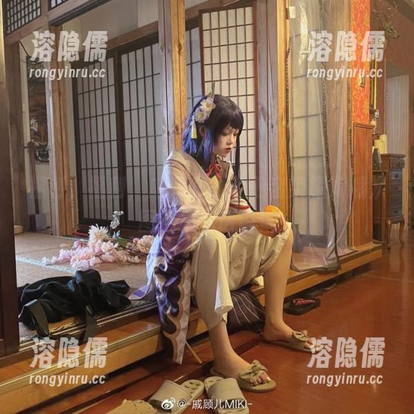戚顾儿 福利,福利,戚顾儿的《王者荣耀嫦娥》图包里有话说!