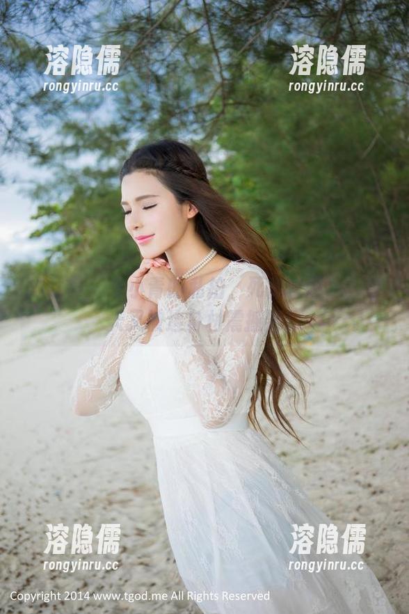 推女神-艾小青 推女神 - 艾小青的私拍,死库水图包,今天又被这身材震撼到!