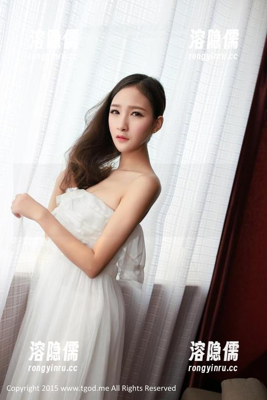 推女神 - 黄可christine的毛衣写真集——从颜色到质感，高清观察像极了一场‘绒’色的旅行！