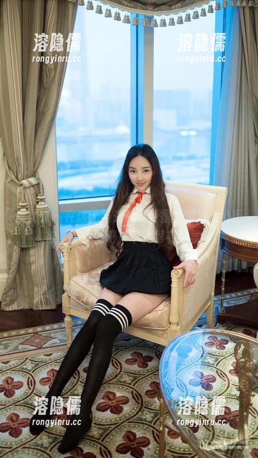 推女郎 - 在这无圣光的浴缸里，娜露随心所欲，图片照吧，毕竟很有气氛。