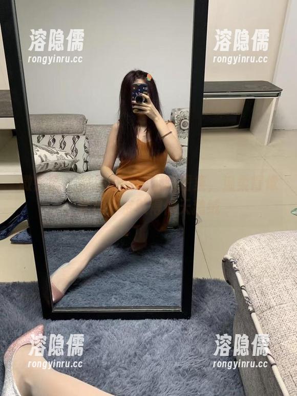 提袜少女 微密圈 - 提袜少女的定制图集,温柔得像梦境,亲肤得像天鹅绒