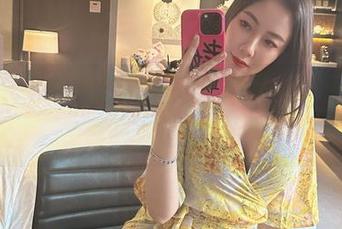 微密圈 – 果儿Victoria的夏天，图包里有没有西瓜的香气？