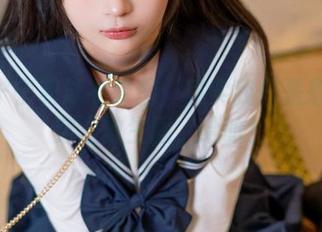 桜井宁宁和泳衣套图：其实我只是想给她穿上救生圈，哈哈！