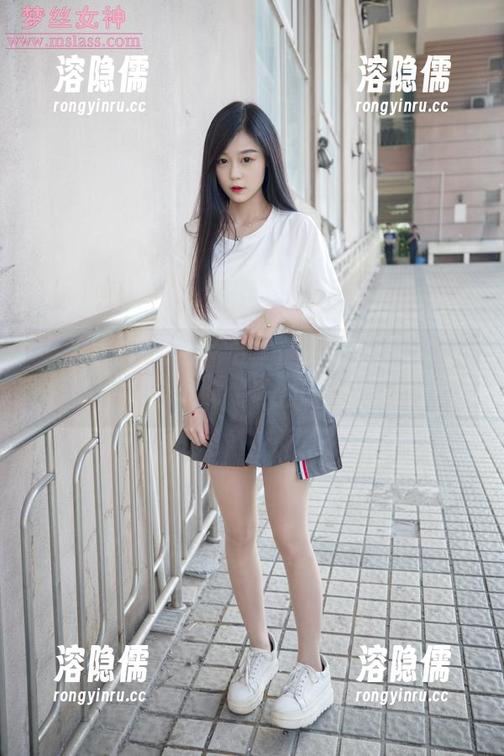 梦丝女神 - 私房图包里的小茶护士，咋妈那么会“护白”。